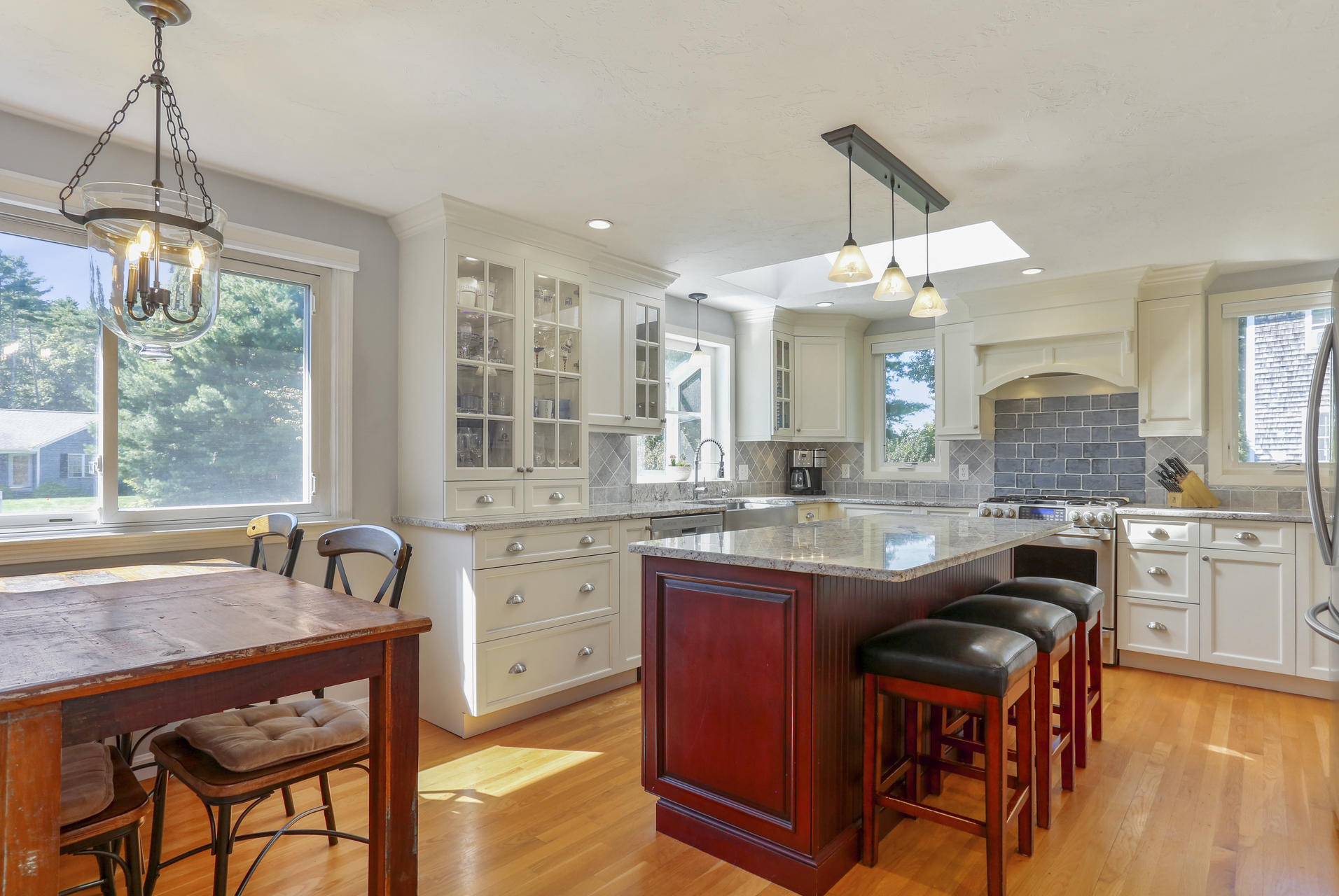 8 Hallick Road Plymouth, MA 02360 - Photo 1 of 30 010-photo-kitchen-7564586