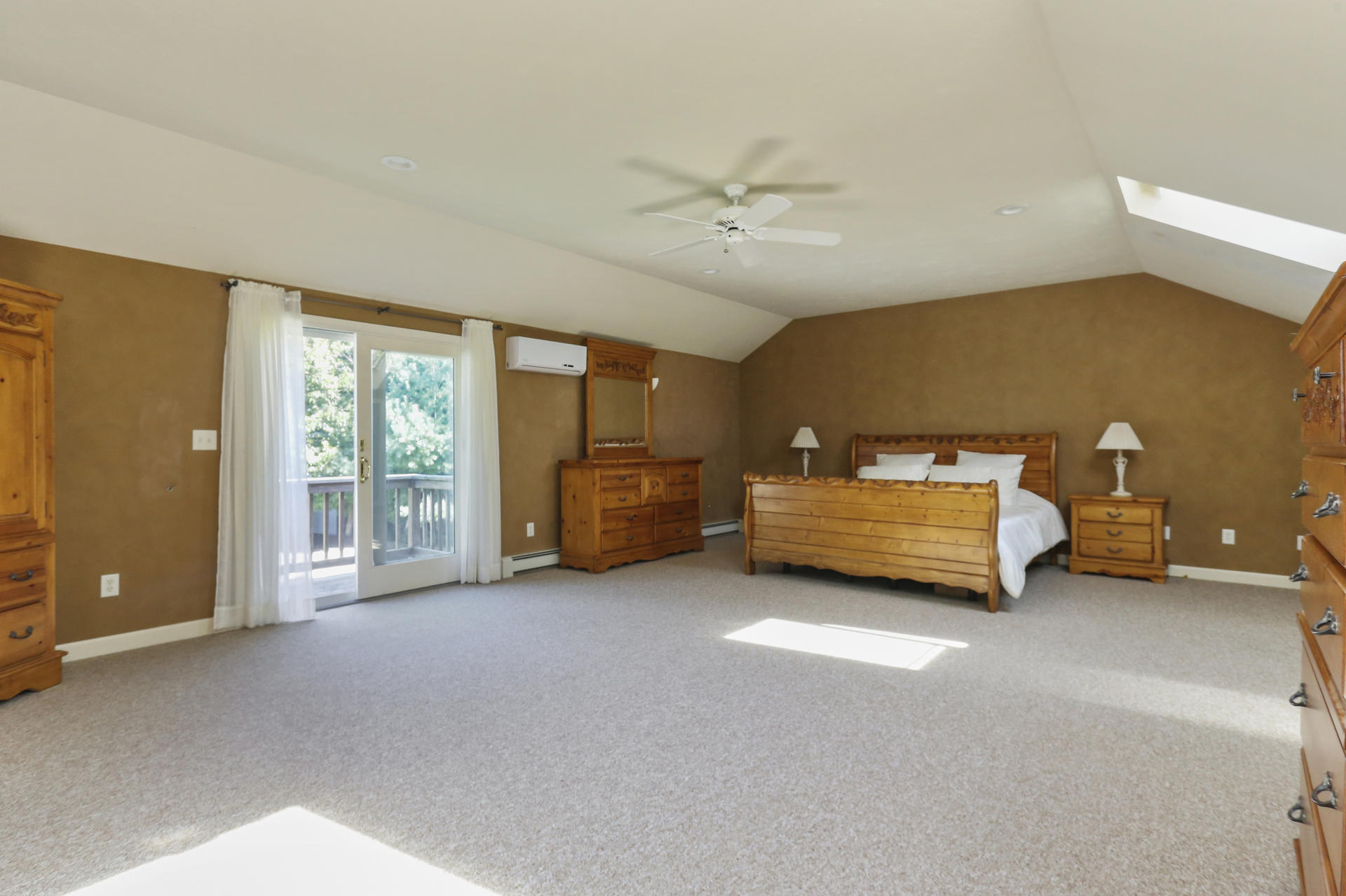 8 Hallick Road Plymouth, MA 02360 - Photo 18 of 30 016-photo-master-bedroom-7564591
