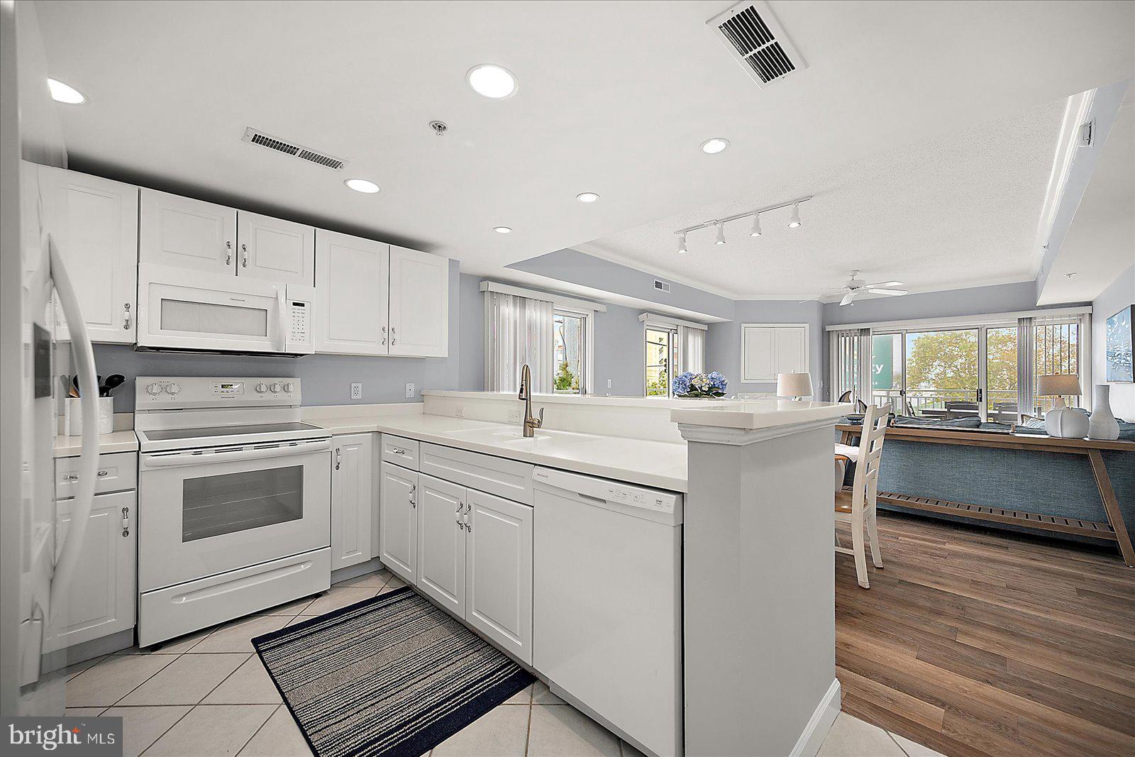 5300 Coastal Highway, Unit 101 Ocean City, MD 21842 - Photo 21 of 85