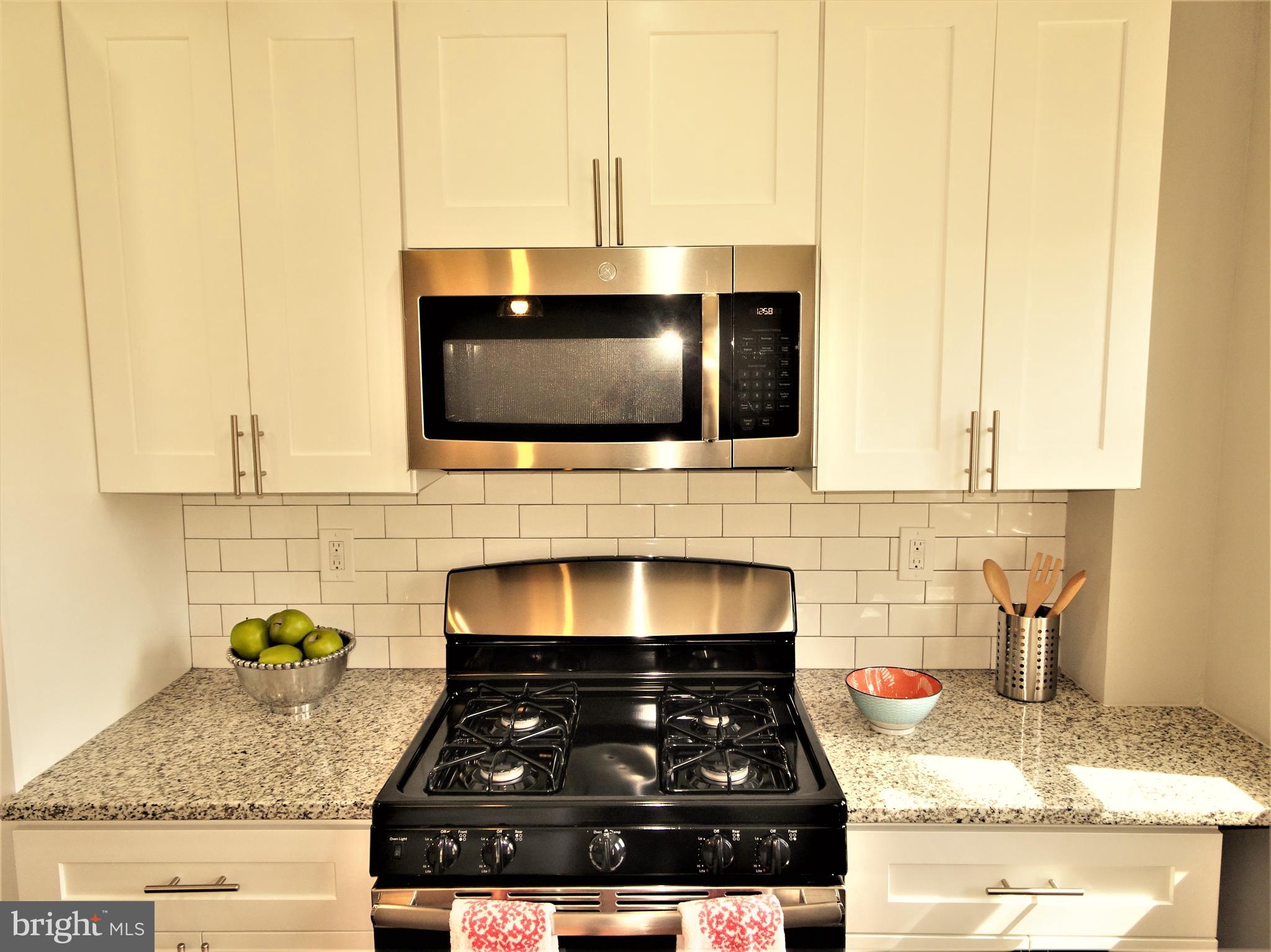 1217 Cedarcroft Road Baltimore, MD 21239 - Photo 9 of 46 Gas range / built in microwave