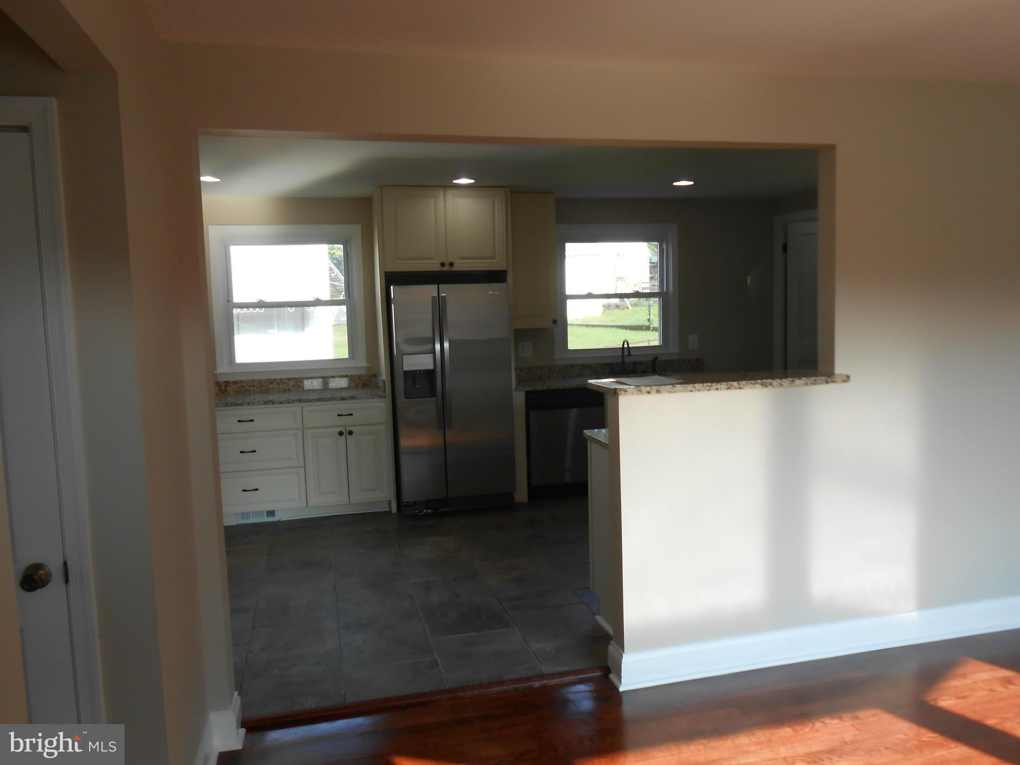1209 June Road Baltimore, MD 21227 - Photo 3 of 26 Interior (General)