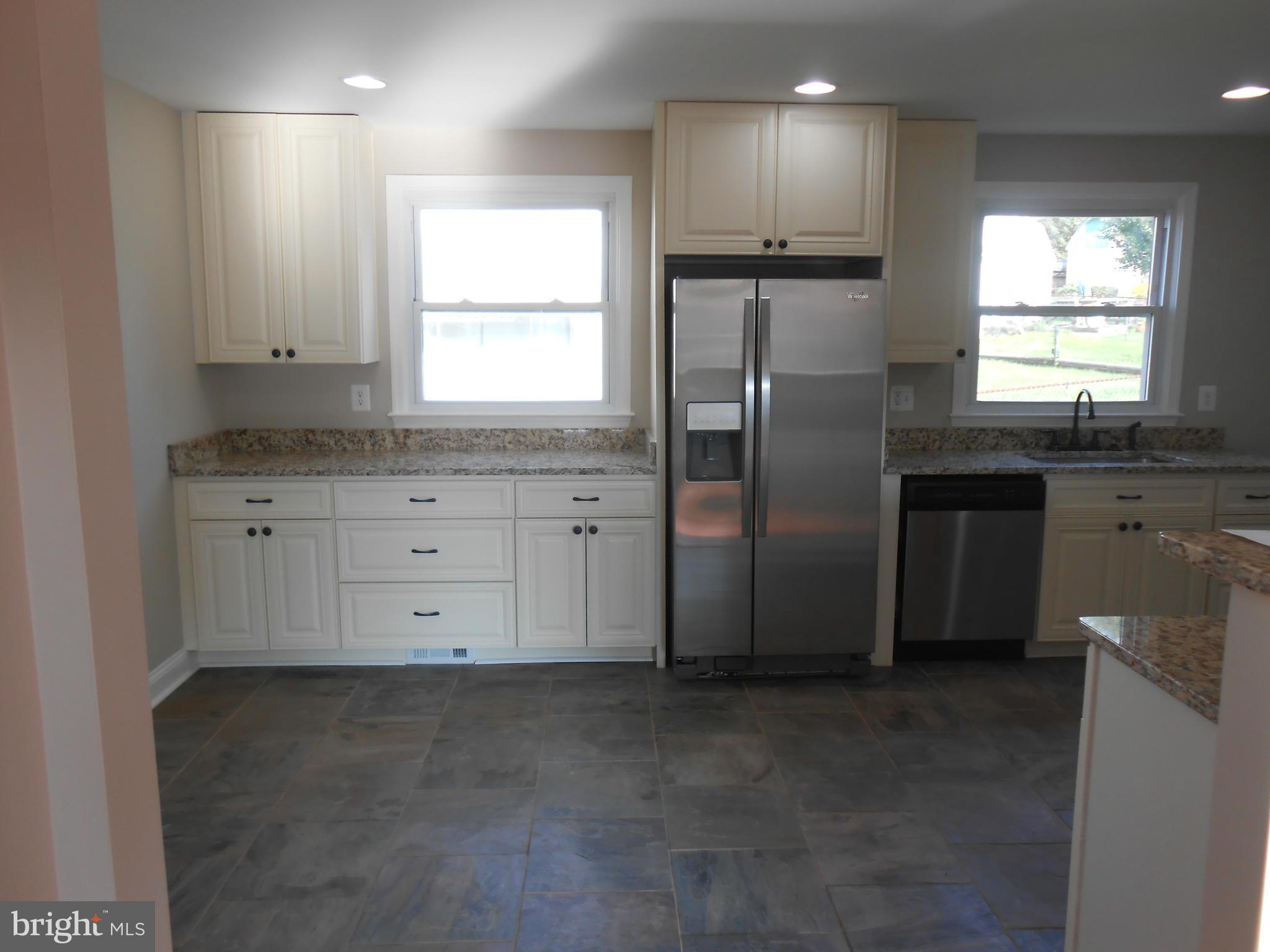 1209 June Road Baltimore, MD 21227 - Photo 4 of 26 Kitchen