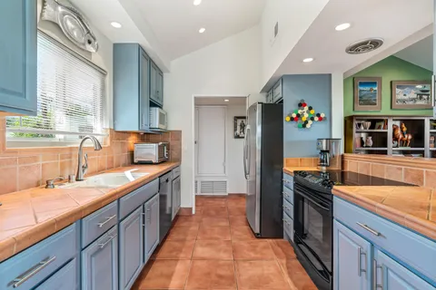 $399,000 | 1728 Capri Circle, Palm Springs, CA 92264