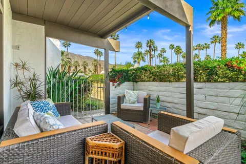 $399,000 | 1728 Capri Circle, Palm Springs, CA 92264