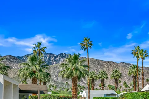 $399,000 | 1728 Capri Circle, Palm Springs, CA 92264
