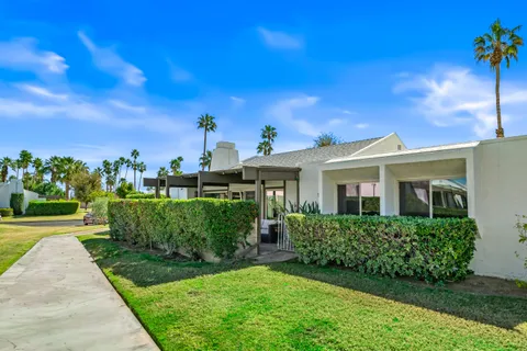 $399,000 | 1728 Capri Circle, Palm Springs, CA 92264