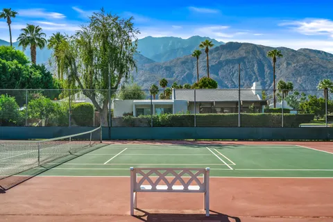 $399,000 | 1728 Capri Circle, Palm Springs, CA 92264