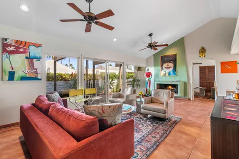 $399,000 | 1728 Capri Circle, Palm Springs, CA 92264