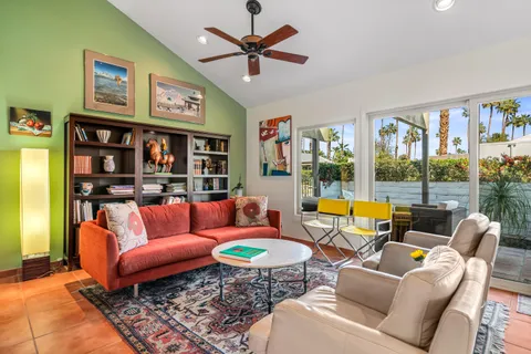 $399,000 | 1728 Capri Circle, Palm Springs, CA 92264