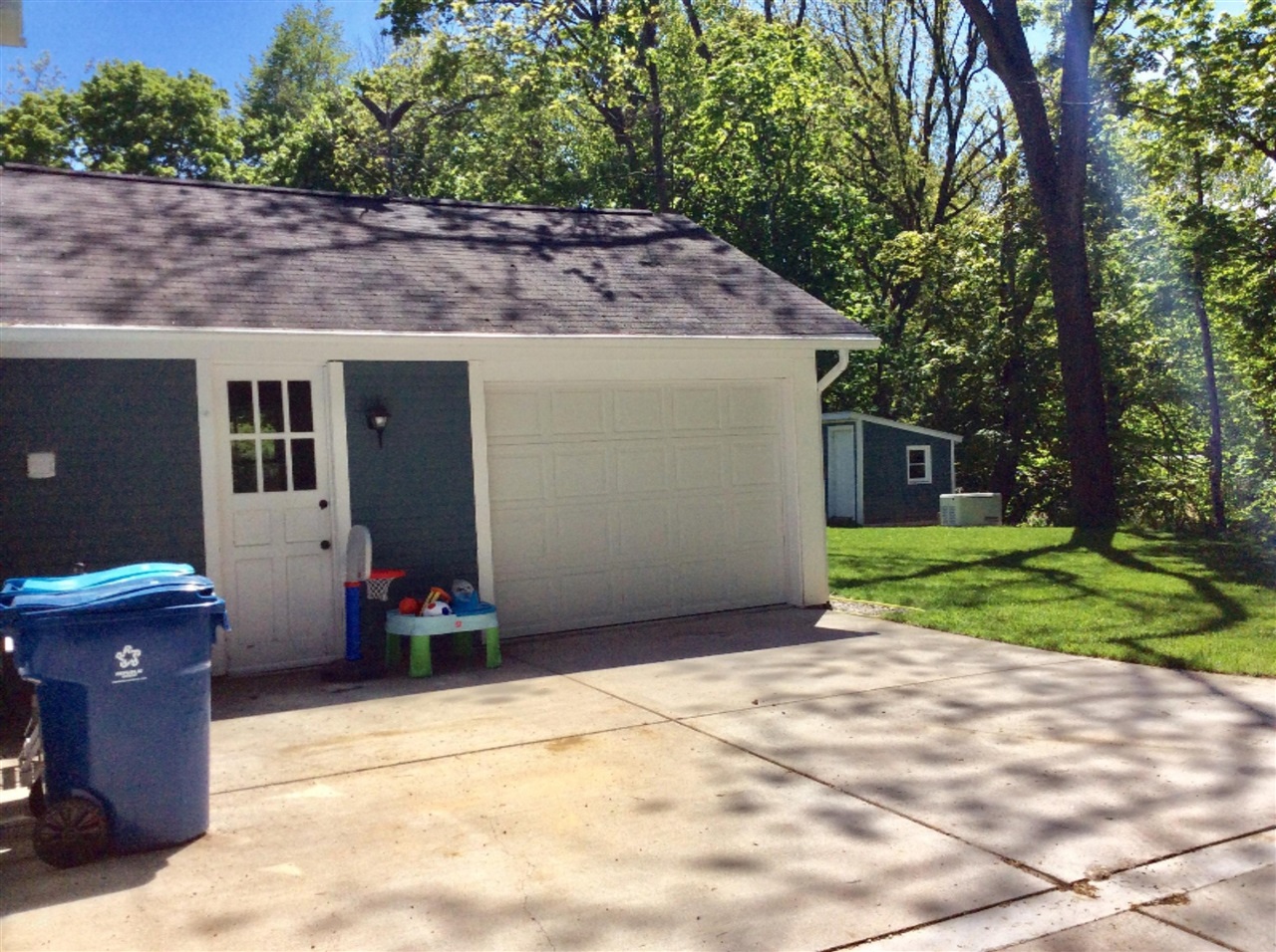414 Cedar Street Manistee, MI 49660 - Photo 59 of 70