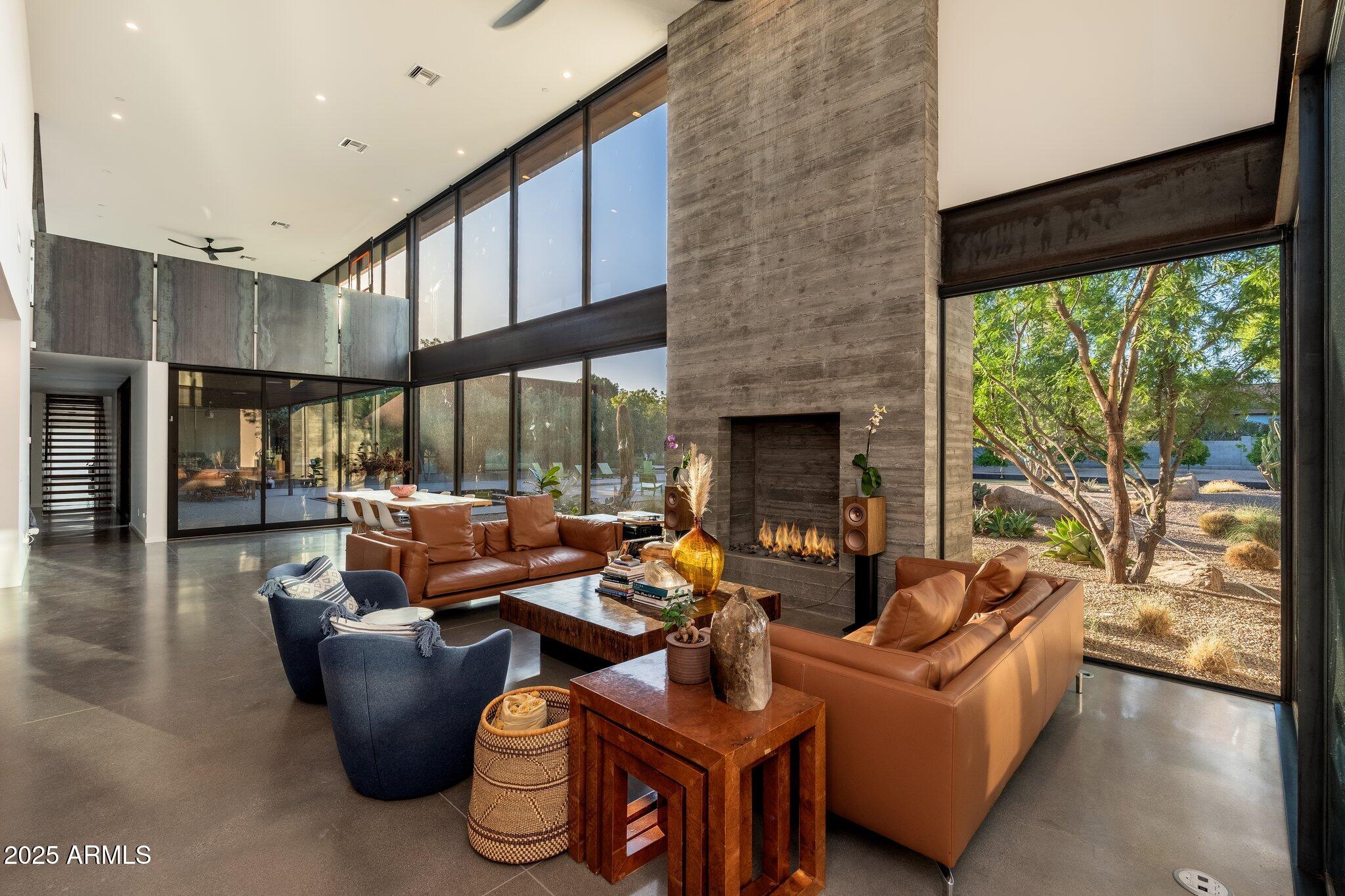 5301 North 23rd Street Phoenix, AZ 85016 - Photo 3 of 28 Board Formed Concrete