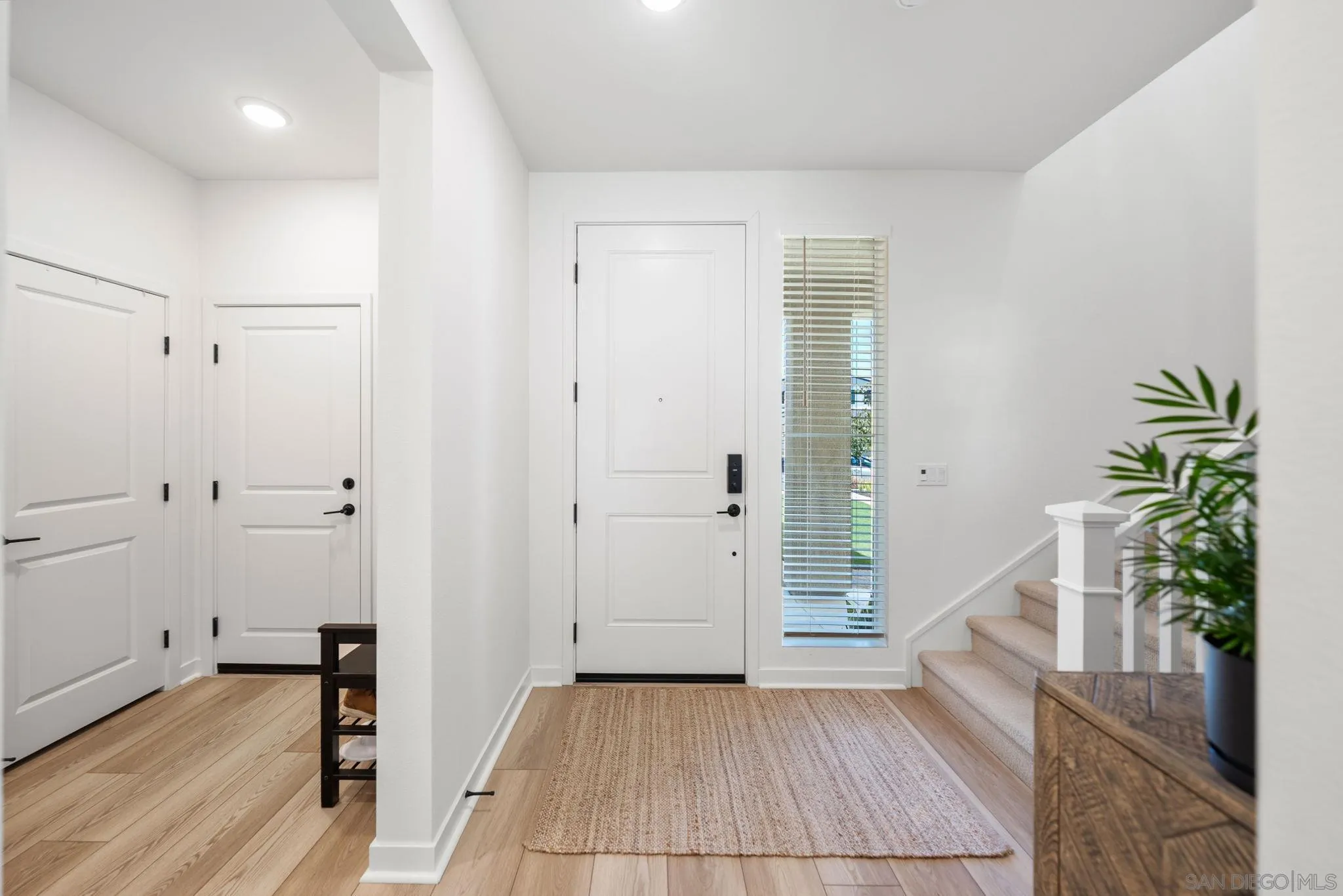 35241 Valencia Point Fallbrook, CA 92028 - Photo 11 of 56 Gallery Image 11