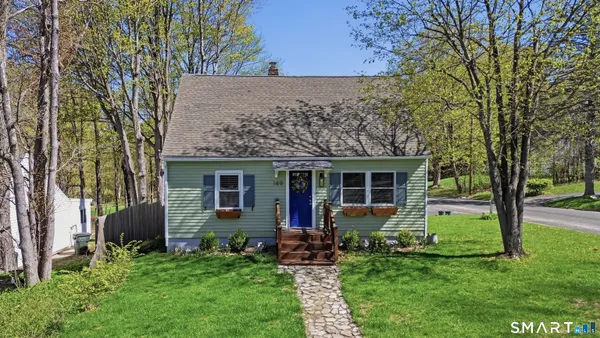 $274,900 | 149 East Mountain Avenue, Winchester, CT 06098