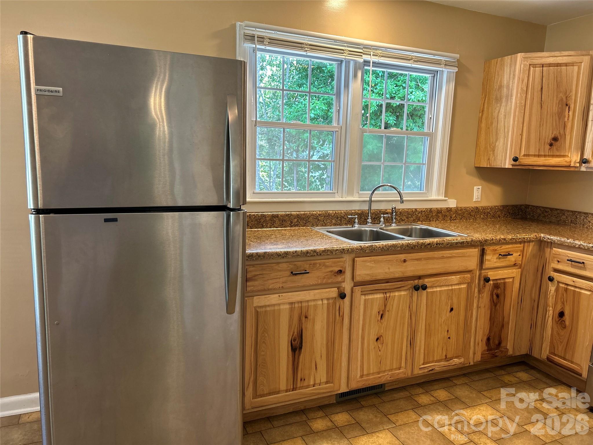 11 Mountain Road Hendersonville, NC 28791 - Photo 9 of 31