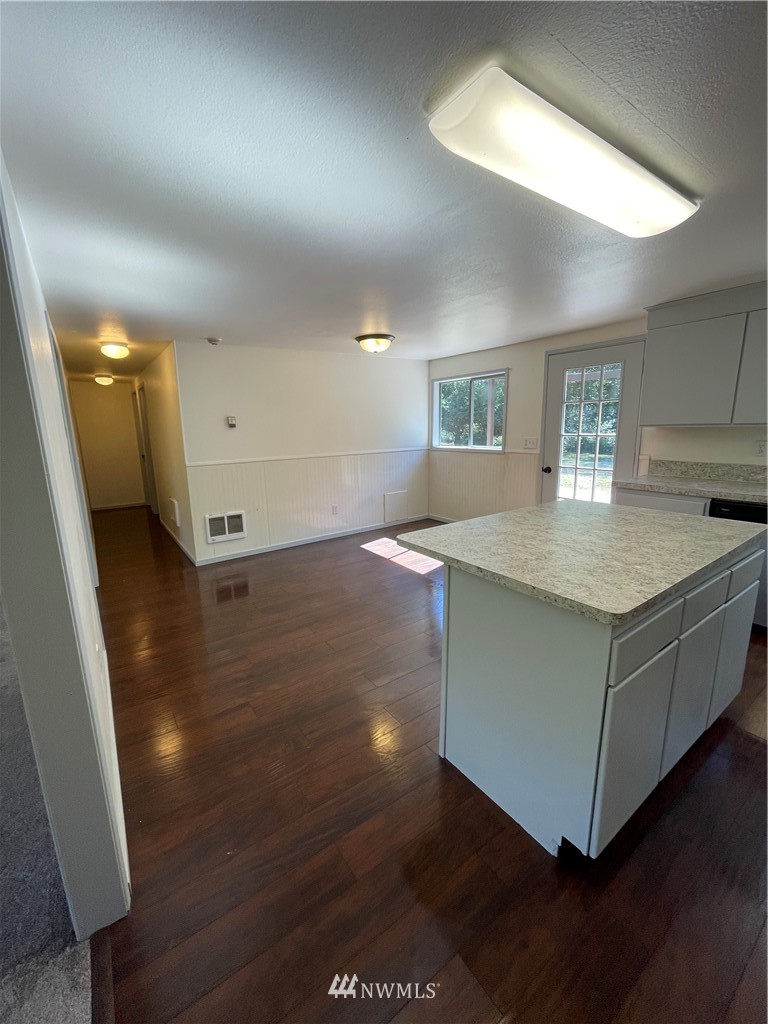 376 Dluhosh Road Onalaska, WA 98570 - Photo 7 of 27 Gallery Image 7