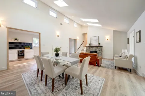 $879,000 | 14737 Jarnigan Street, Centreville, VA 20120