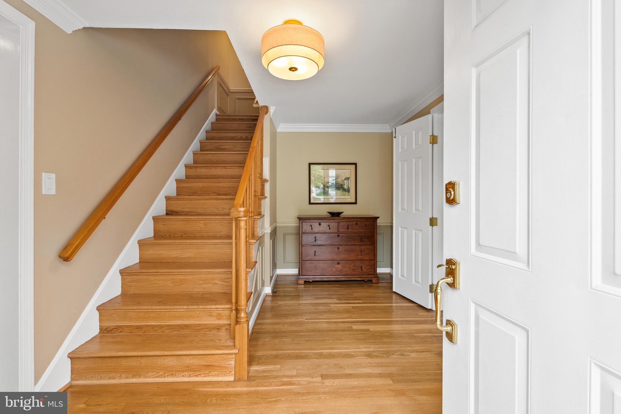 11201 Farmland Drive Rockville, MD 20852 - Photo 4 of 57