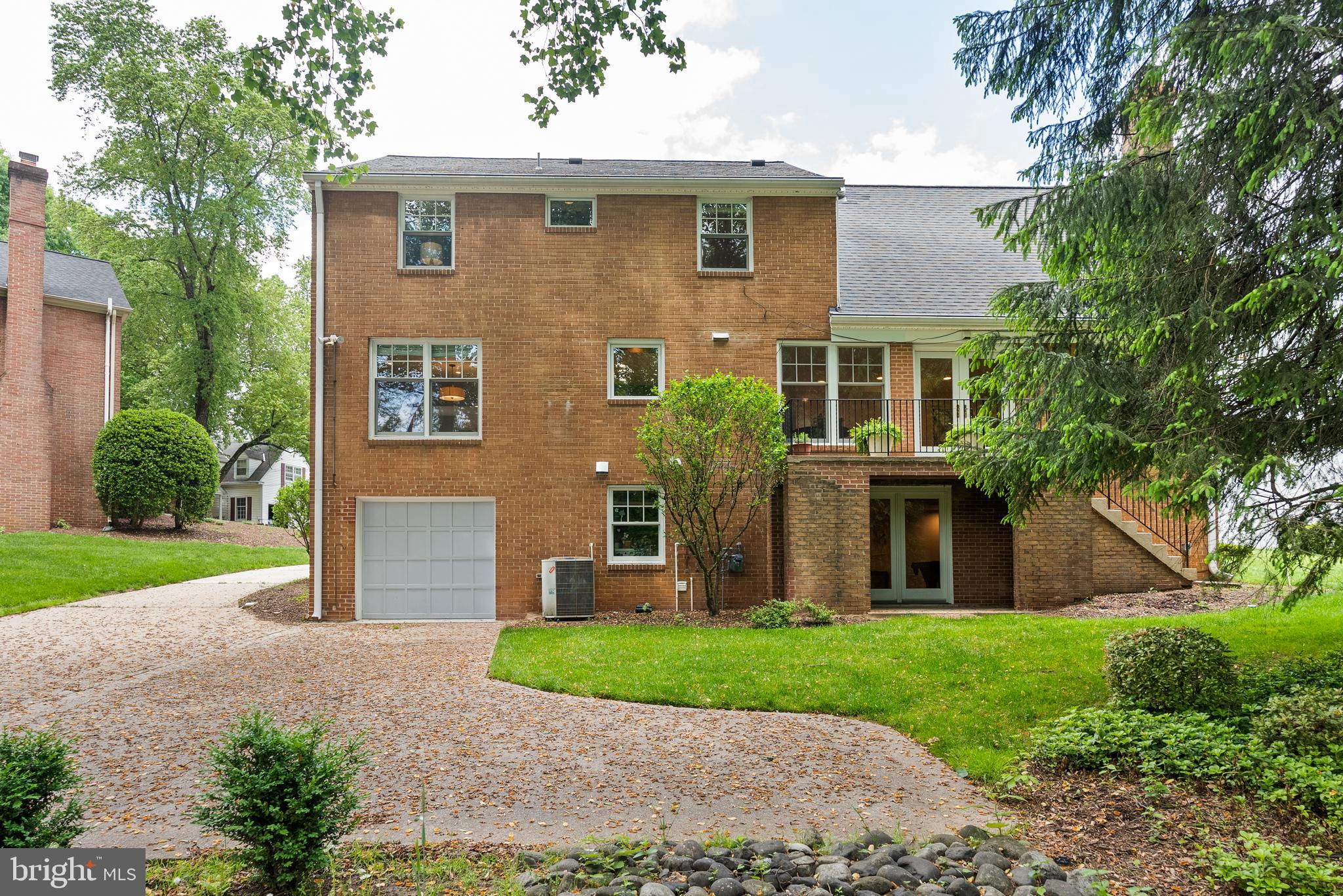 11201 Farmland Drive Rockville, MD 20852 - Photo 49 of 57