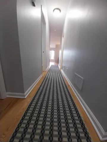 $2,100 | 4552 North Newland Avenue, Unit 1, Harwood Heights, IL 60706