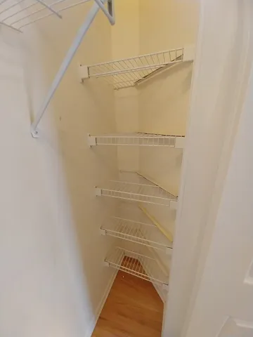 $2,100 | 4552 North Newland Avenue, Unit 1, Harwood Heights, IL 60706