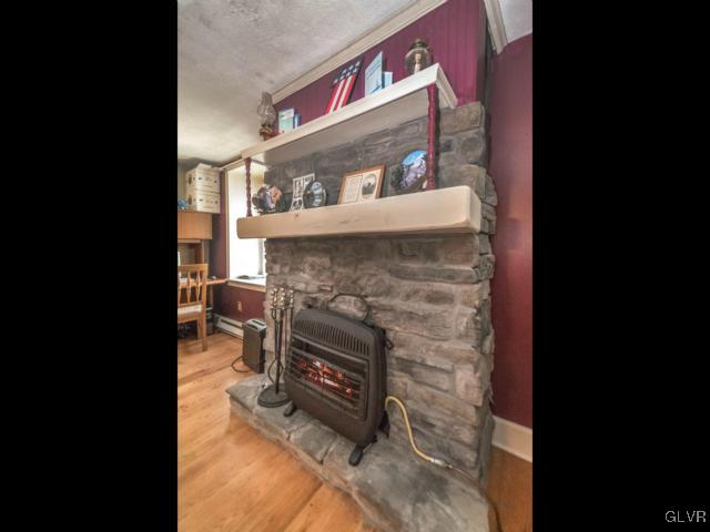 4316 Forks Church Road Easton, PA 18040 - Photo 3 of 13 Gallery Image 3