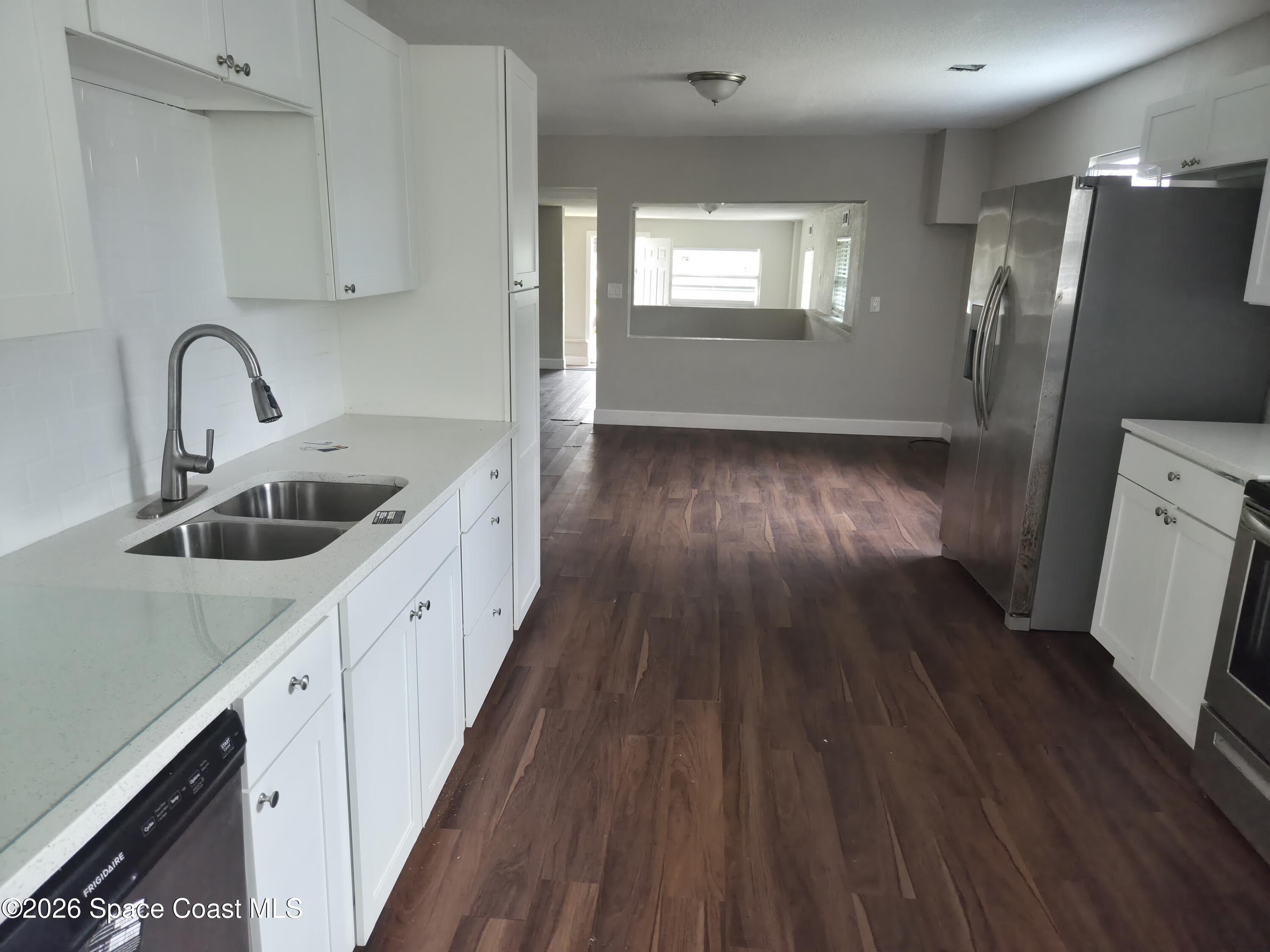 2263 Monroe Street Melbourne, FL 32905 - Photo 18 of 21 20260605_141415