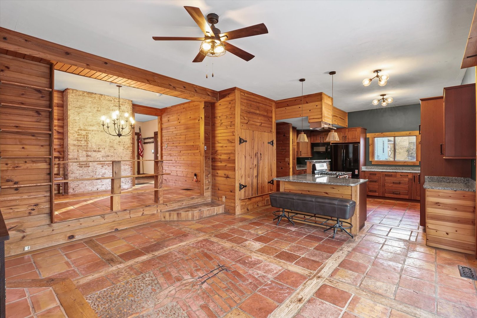 702 West Iowa Street Urbana, IL 61801 - Photo 15 of 44