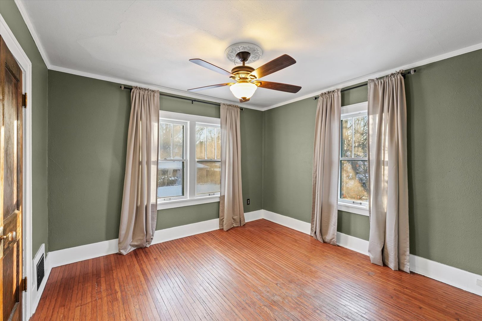 702 West Iowa Street Urbana, IL 61801 - Photo 27 of 44