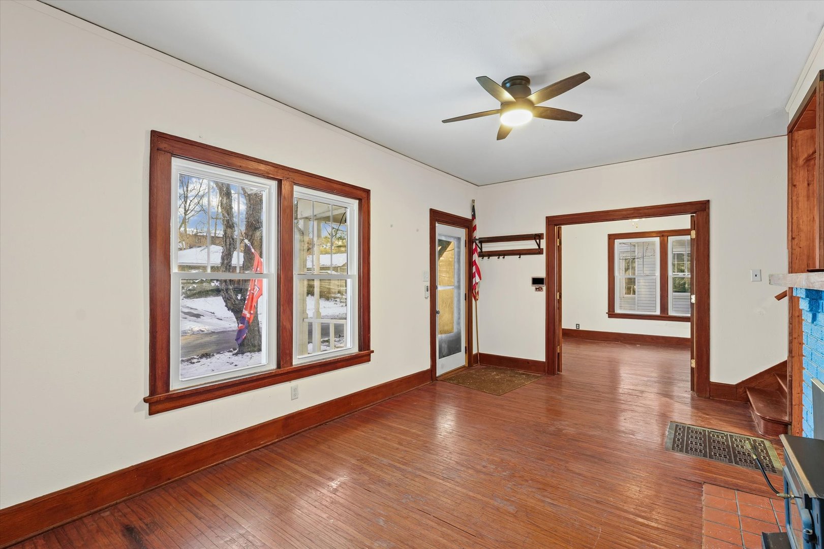 702 West Iowa Street Urbana, IL 61801 - Photo 7 of 44