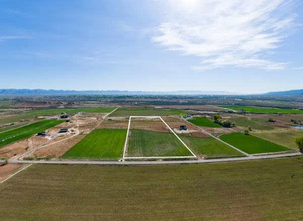 $259,900 | 1664 8 Road, Mack, CO 81525