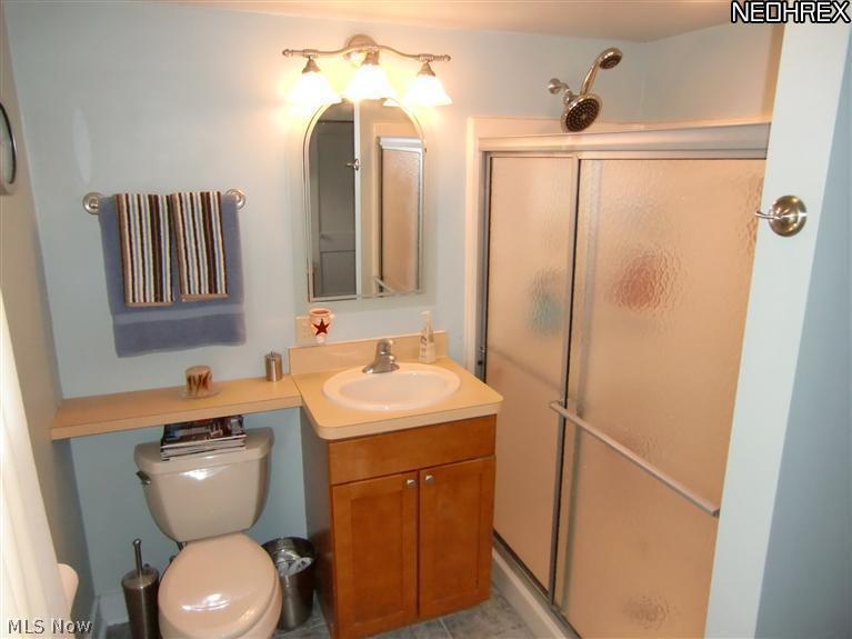 3251 Tullamore Road Cleveland, OH 44118 - Photo 16 of 24 Gallery Image 16