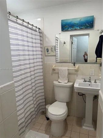 $2,300 | 2160 Southwest 17th Street, Unit 2162, Miami, FL 33145