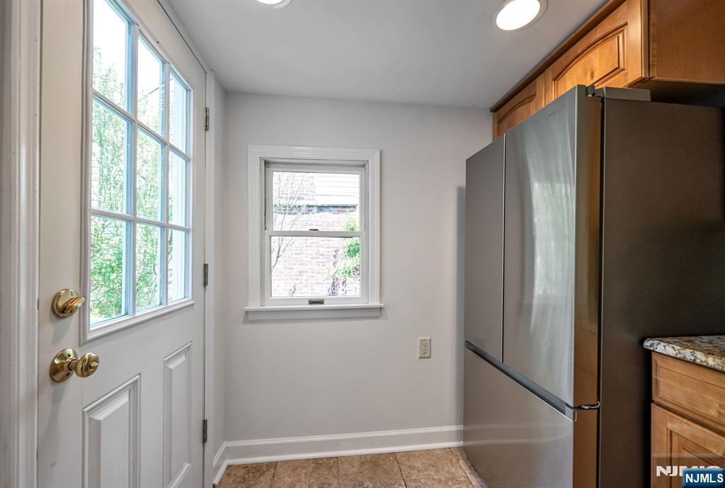 79 Highland Road Glen Rock, NJ 07452 - Photo 13 of 28