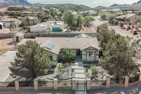 $2,420,000 | 601 Sandy Drive, Henderson, NV 89002