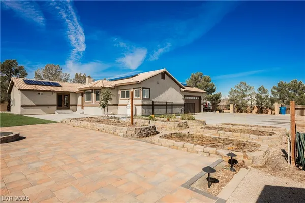 $2,420,000 | 601 Sandy Drive, Henderson, NV 89002