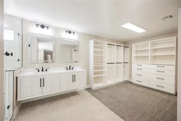 $2,420,000 | 601 Sandy Drive, Henderson, NV 89002