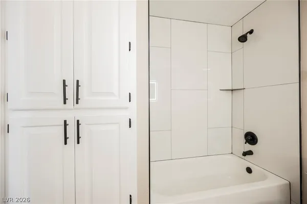 $2,420,000 | 601 Sandy Drive, Henderson, NV 89002