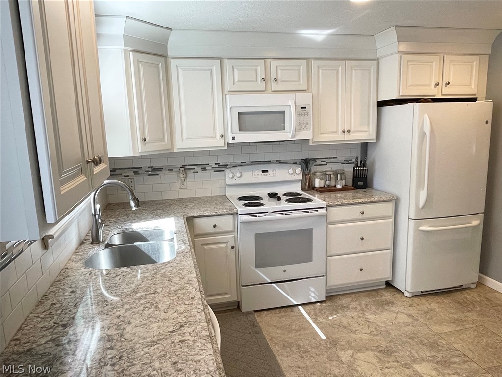 4306 Kenneth Road Stow, OH 44224 - Photo 5 of 20