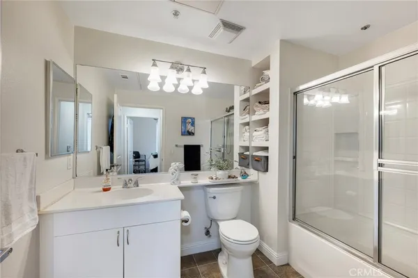 $515,000 | 1801 East Katella Avenue, Unit 2029, Anaheim, CA 92805