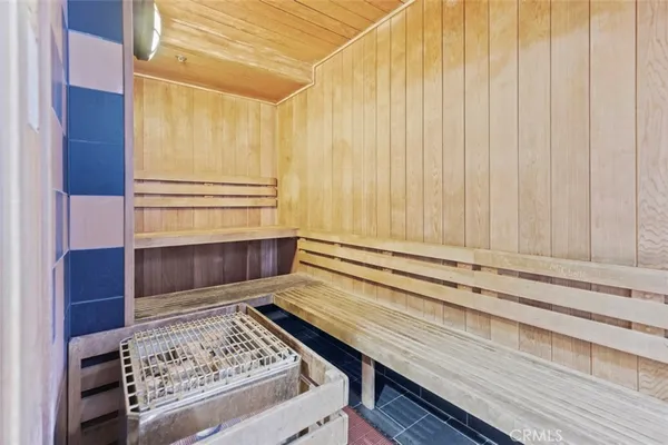 $515,000 | 1801 East Katella Avenue, Unit 2029, Anaheim, CA 92805