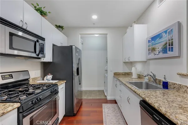 $515,000 | 1801 East Katella Avenue, Unit 2029, Anaheim, CA 92805