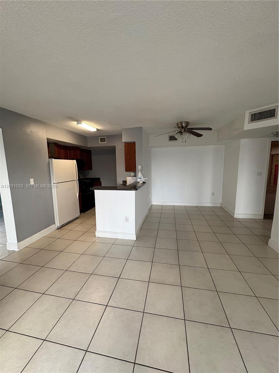 15231 Southwest 80th Street, Unit 602 Miami, FL 33193 - Photo 5 of 11