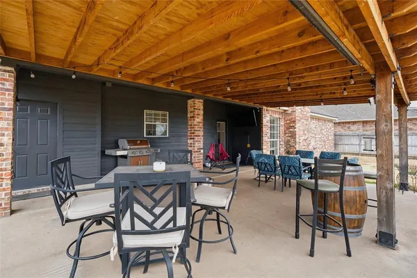 a view of an outdoor space with seating area