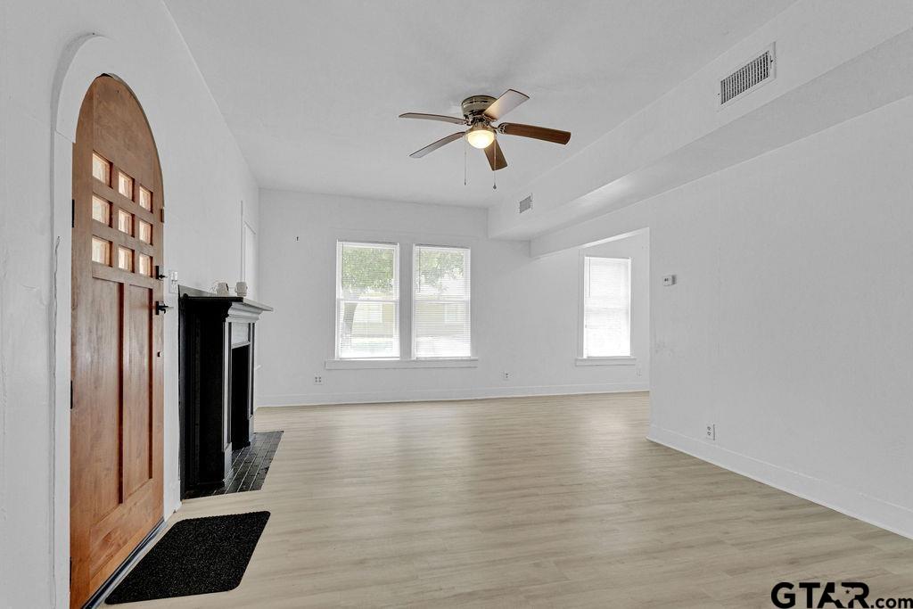 831 West Houston Street Tyler, TX 75702 - Photo 7 of 48