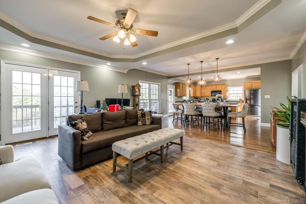 7746 Van Wyck Road Van Wyck, SC 29720 - Photo 4 of 42 Gallery Image 4