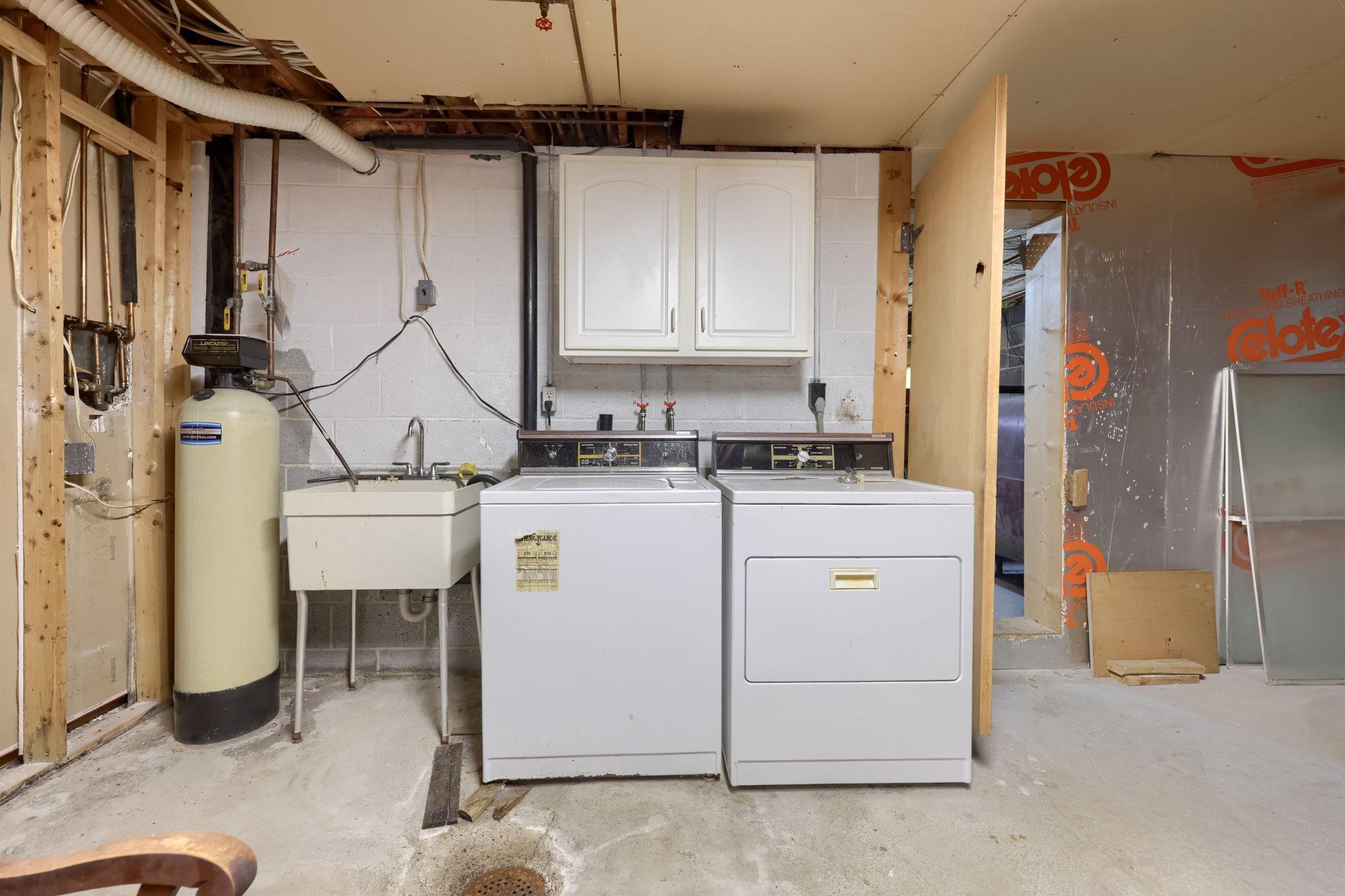 49 Preston Road Reading, PA 19608 - Photo 31 of 42 Laundry area - basement