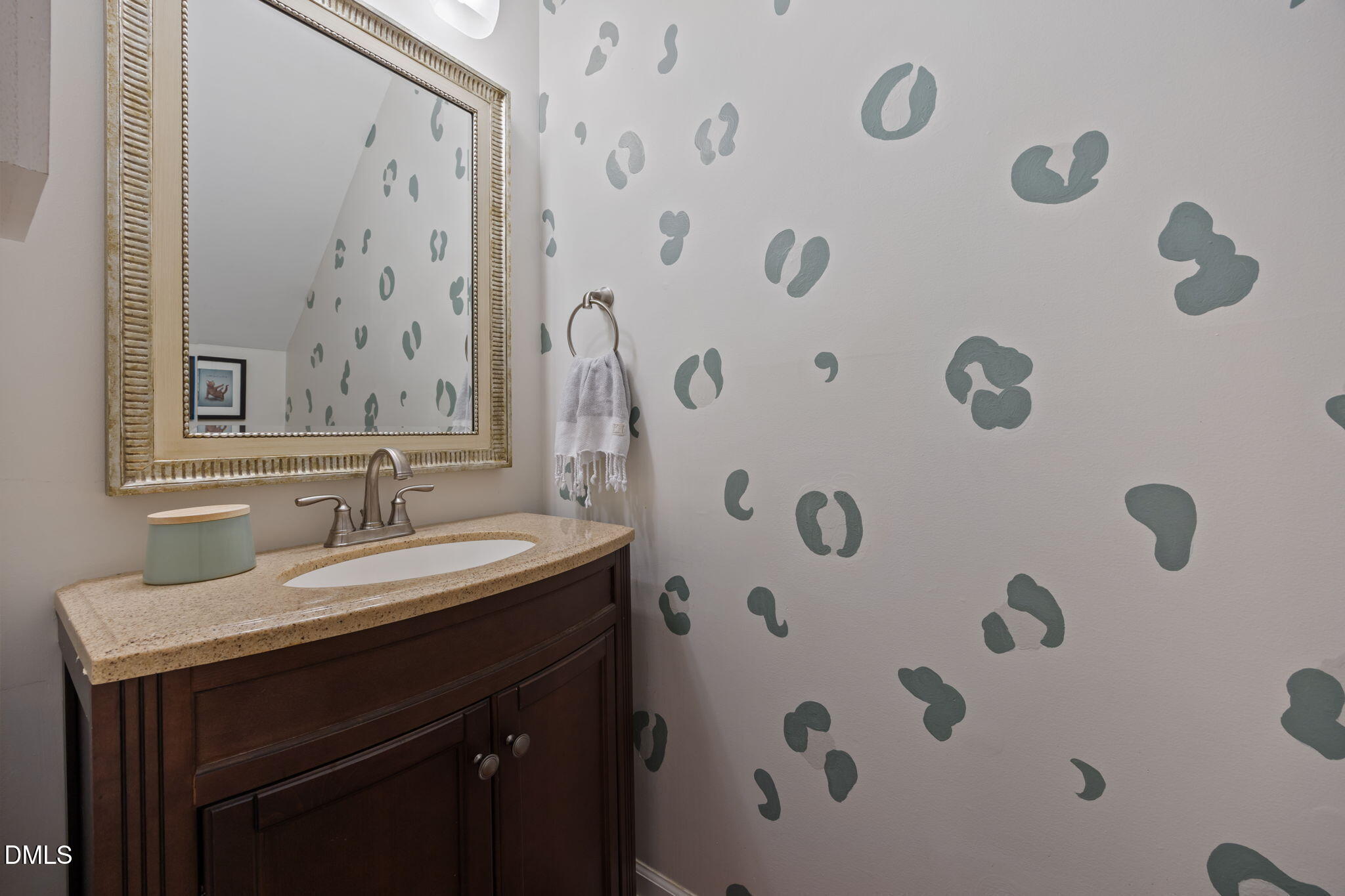 4252 Vienna Crest Drive Raleigh, NC 27613 - Photo 12 of 27 45-web-or-mls-IMG_7839