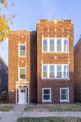 $1,800 | 6647 South St Lawrence Avenue, Unit 1, Chicago, IL 60637