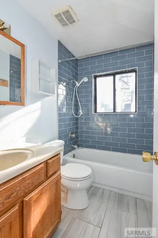 $285,000 | 962 11th Street, Idaho Falls, ID 83404