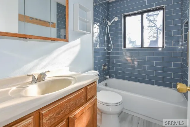 $285,000 | 962 11th Street, Idaho Falls, ID 83404